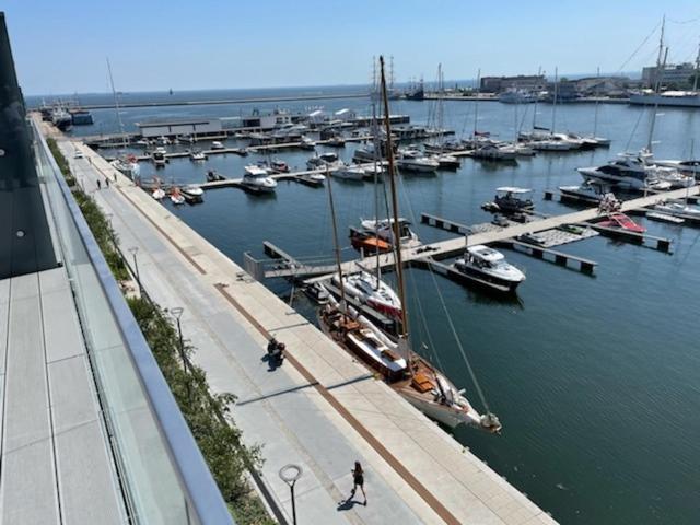 Apartament Faltom 26 Yacht Park Z Tarasem Гдиня Екстер'єр фото